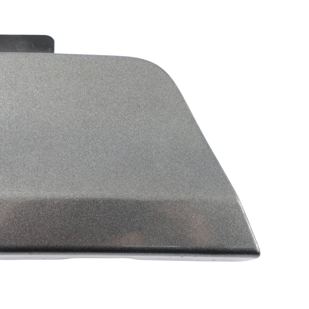 Audi A5 8T Frontstoßstange Klappe Abschleppöse Haken Abdeckung Daytona Grau Z7S - SKU 8T0807241F-DGR - Teilenummer 8T0807241F