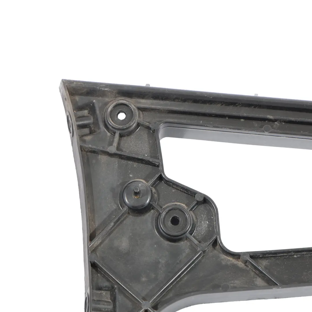 Supporto Staffa Paraurti Posteriore Destro per Audi A5 8T con numero di parte 8T0807454 Audi A5 8T Supporto Staffa Paraurti Posteriore Destro - SKU 8T0807454 - Numero di parte 8T0807454