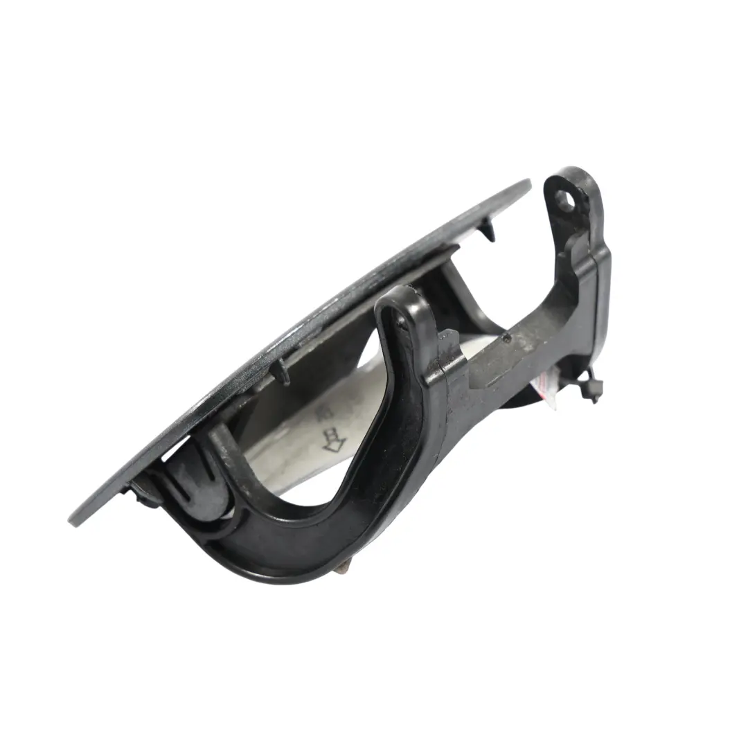 Staffa Montaggio Coperchio Lavafari Destro Effetto Daytona Grigio Z7S per Audi A5 8T con numero di parte 8T0955636B Audi A5 8T Staffa Montaggio Coperchio Lavafari Destro Effetto Daytona Grigio Z7S - SKU 8T0955636B-DGR - Numero di parte 8T0955636B