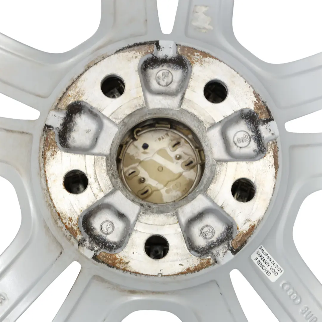 Audi Q3 8U Srebrna Felga Aluminiowa 18" 7J ET:43 - SKU 8U0601025AJ-1 - Numer Części 8U0601025AJ