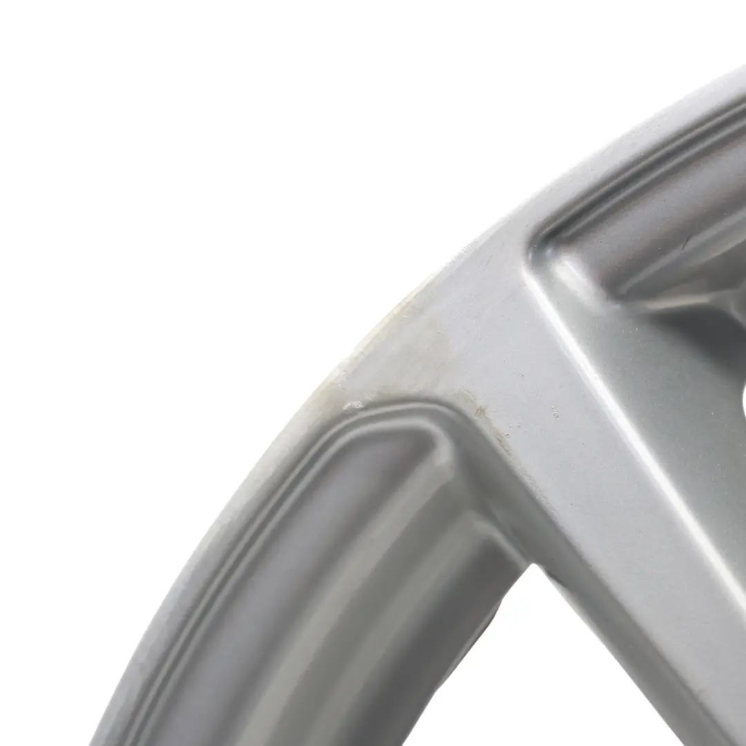 Argento Cerchio lega 8U 18" 7J ET:43 Doppia Stella a Raggi per Audi Q3 con numero di parte 8U0601025AJ Audi Q3 Argento Cerchio lega 8U 18" 7J ET:43 Doppia Stella a Raggi - SKU 8U0601025AJ-1 - Numero di parte 8U0601025AJ