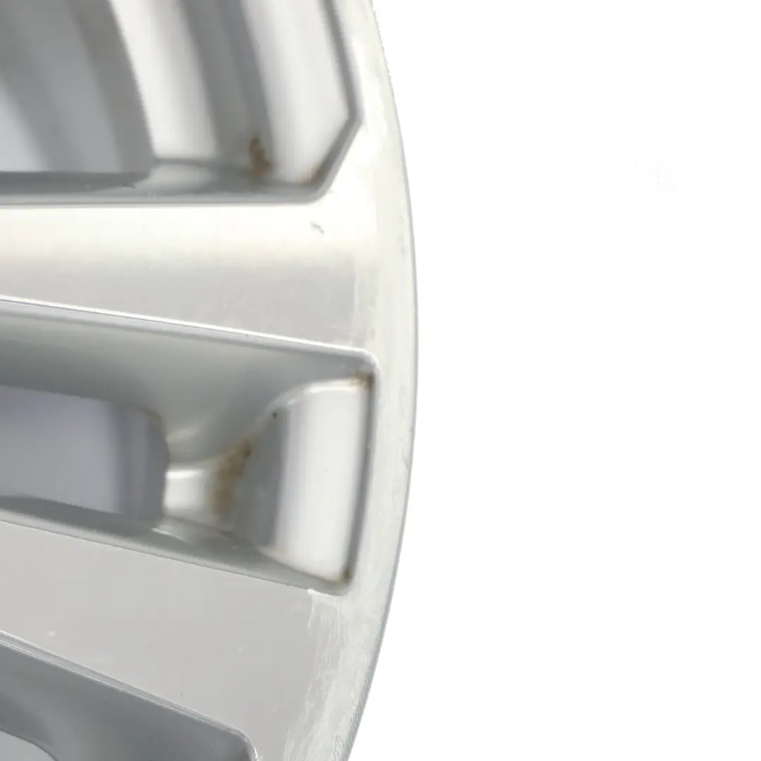 Silberne Alufelge 18" ET:51 7,5J Doppelsternspeiche für Audi A3 8V mit Teilenummer 8V0601025CA Audi A3 8V Silberne Alufelge 18" ET:51 7,5J Doppelsternspeiche - SKU 8V0601025CA-1 - Teilenummer 8V0601025CA