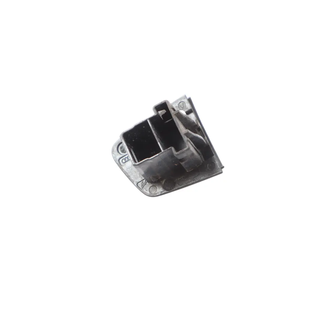 Maniglia Porta Ant Post Sinistra Grigio Daytona Pearl Z7S A per Audi A3 8V con numero di parte 8V0837205 Audi A3 8V Maniglia Porta Ant Post Sinistra Grigio Daytona Pearl Z7S A - SKU 8V0837205-DGR - Numero di parte 8V0837205