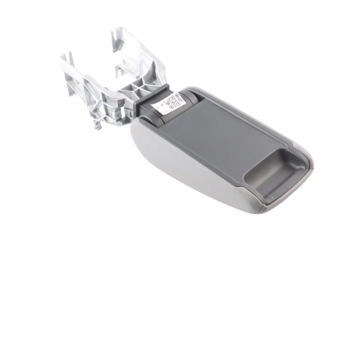 Osłona Panel Podłokietnik Uchwyt Schowek 8V0864283E do Audi A3 8V o numerze 8V0864207E Audi A3 8V Osłona Panel Podłokietnik Uchwyt Schowek 8V0864283E - SKU 8V0864207E-1 - Numer Części 8V0864207E