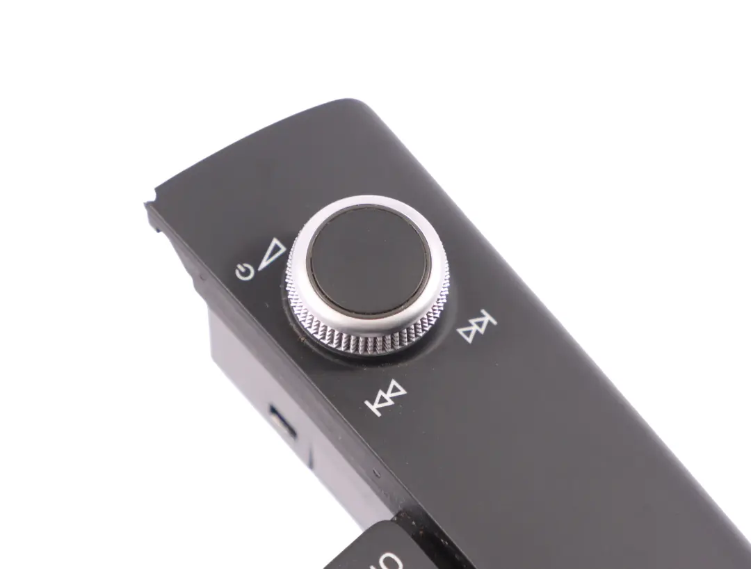 Mittelkonsole Multimedia Navigation Steuerung für Audi TT 8J mit Teilenummer 8V0919614B Audi TT 8J Mittelkonsole Multimedia Navigation Steuerung - SKU 8V0919614B-1 - Teilenummer 8V0919614B