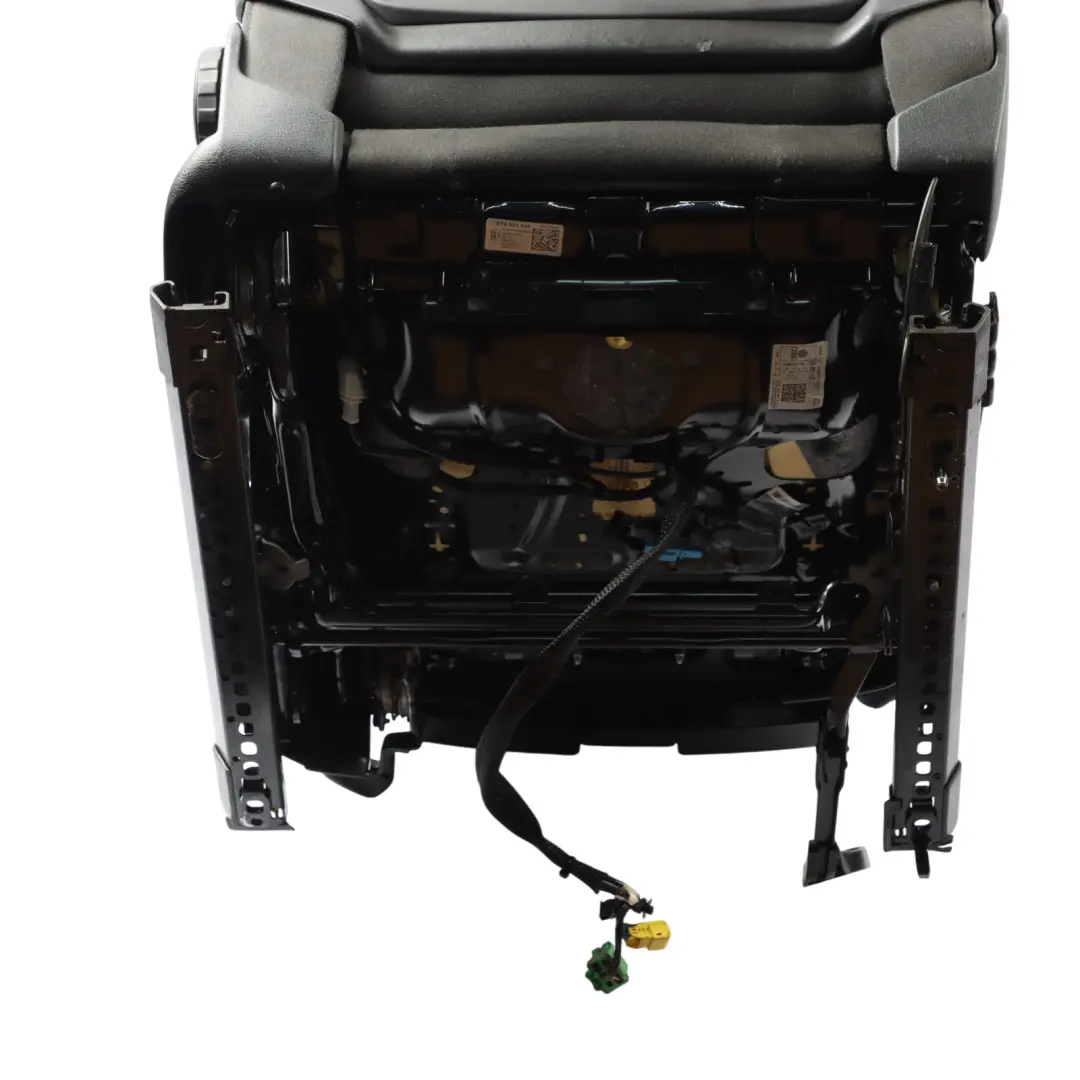 Fotel Przedni Sport Grzany Skóra Czarny Lewy do Audi A3 S3 8V 3D o numerze 8V3881805M Audi A3 S3 8V 3D Fotel Przedni Sport Grzany Skóra Czarny Lewy - SKU 8V3881805M-1 - Numer Części 8V3881805M