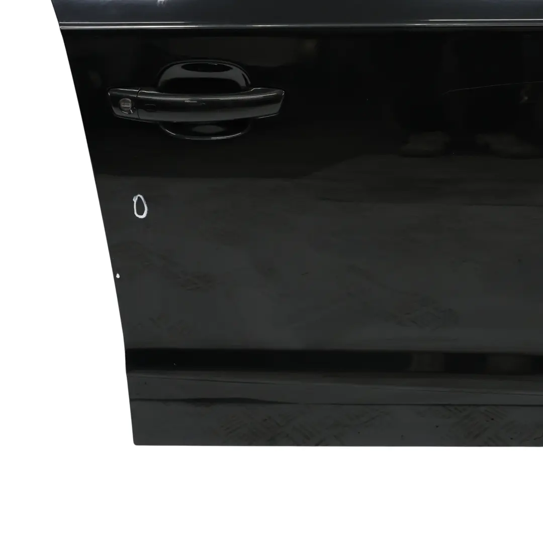 Drzwi Przednie Prawe Phantom Black Crystal Effect Czarny - Z9Y do Audi A3 8V o numerze 8V4831052B Audi A3 8V Drzwi Przednie Prawe Phantom Black Crystal Effect Czarny - Z9Y - SKU 8V4831052B-PHB - Numer Części 8V4831052B
