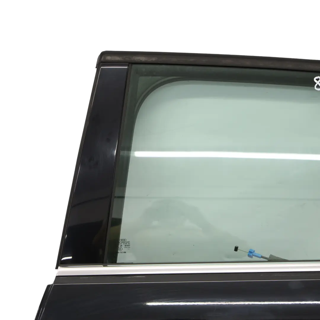 Audi A3 8V Puerta Trasera Izquierda Phantom Black Crystal Effect - Z9Y - SKU 8V4833051B-PHB - Número de pieza 8V4833051B
