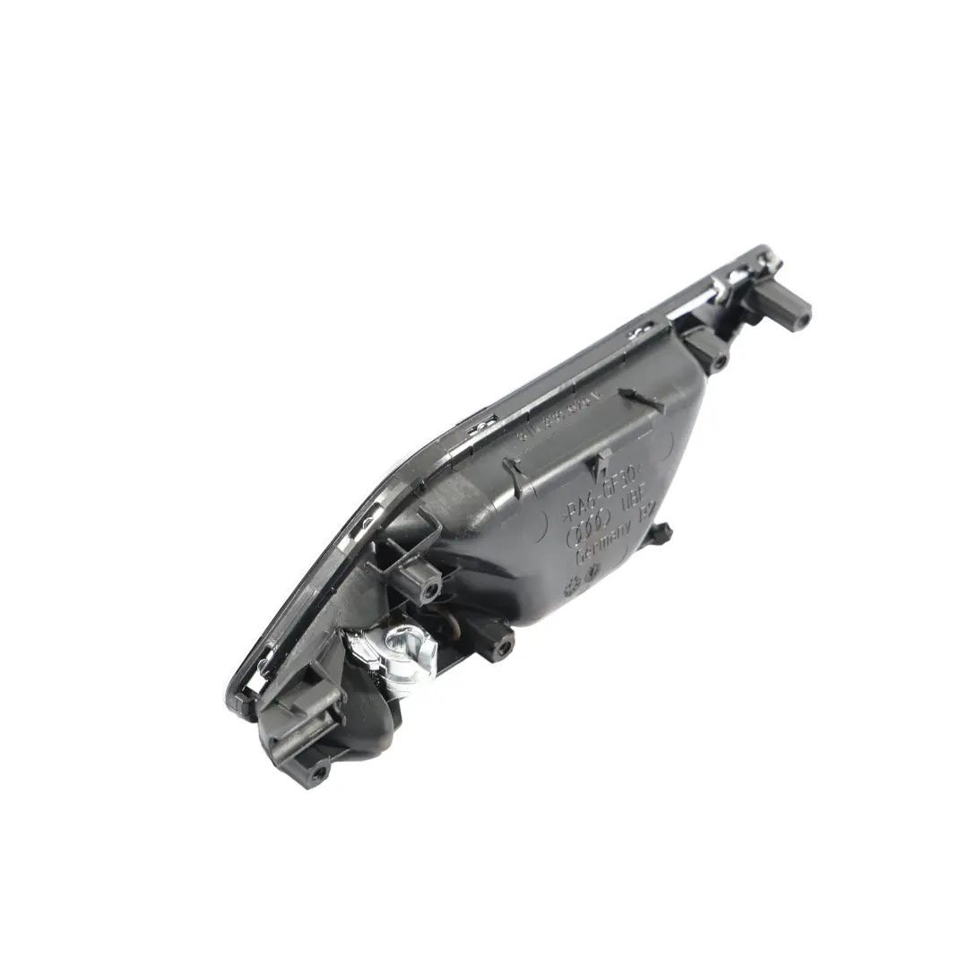 Puerta Trasera Interior Asidero Liberación Derecha para Audi A3 8V con número de pieza 8V4839020B Audi A3 8V Puerta Trasera Interior Asidero Liberación Derecha - SKU 8V4839020B-1 - Número de pieza 8V4839020B
