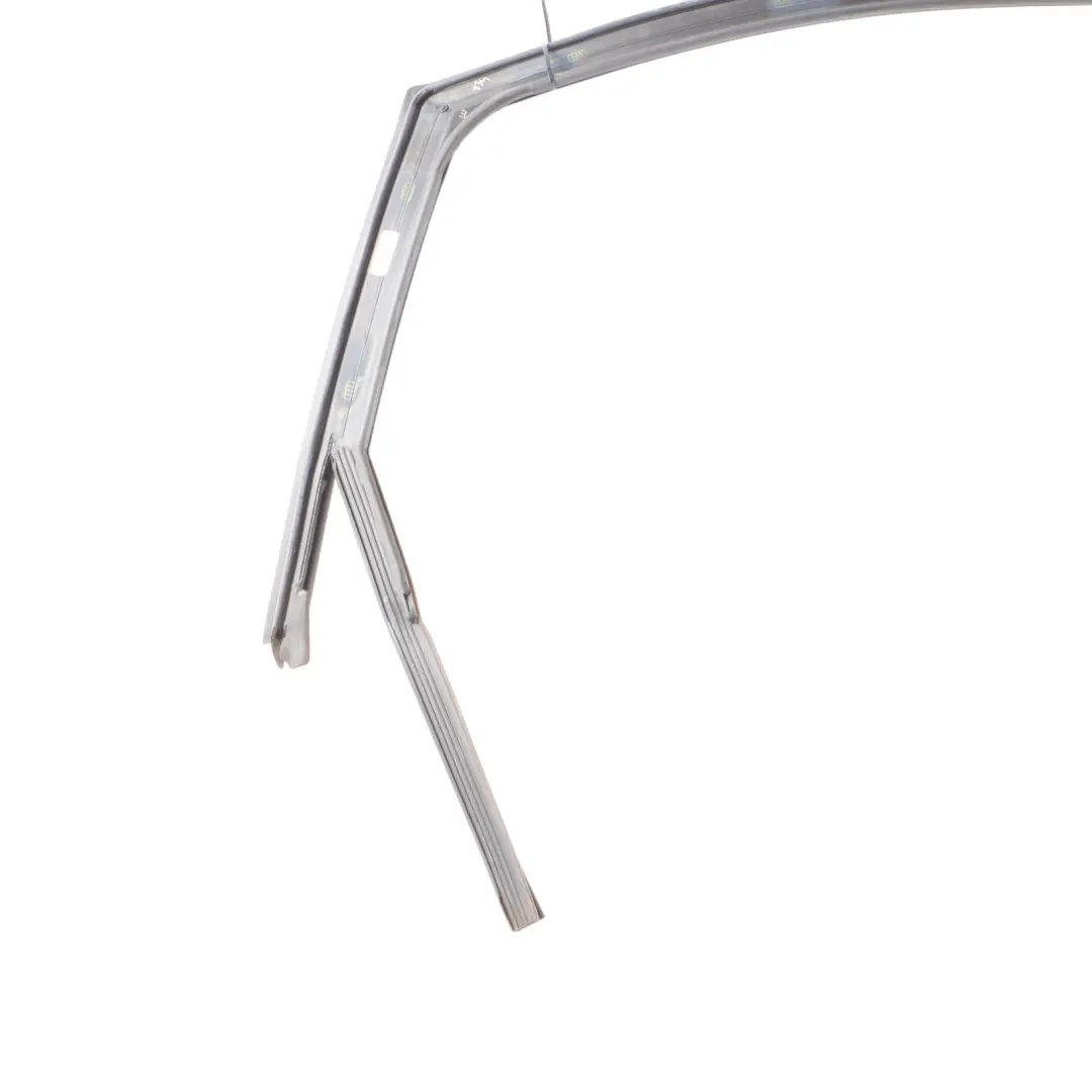 Sportback Junta Ventana Trasera Marco Puerta Izquierda para Audi A3 8V con número de pieza 8V4839439A Audi A3 8V Sportback Junta Ventana Trasera Marco Puerta Izquierda - SKU 8V4839439A - Número de pieza 8V4839439A