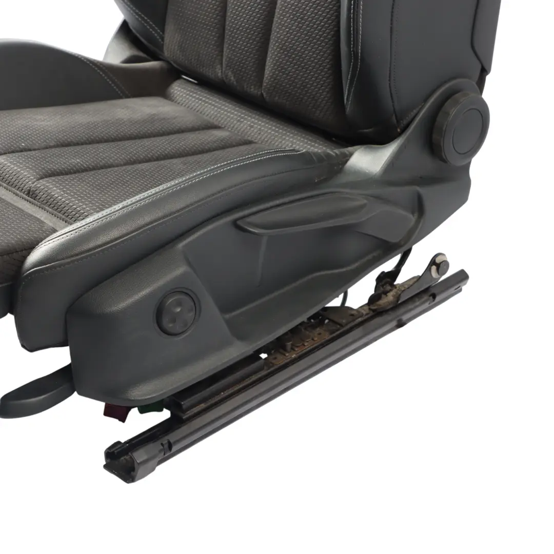 Siège Avant Gauche Chauffant S-Line Sport Cuir Noir Alcantara pour Audi A4 B9 à propos du numéro de pièce 8W0881805P Audi A4 B9 Siège Avant Gauche Chauffant S-Line Sport Cuir Noir Alcantara - SKU 8W0881805P-2 - Numéro de pièce 8W0881805P