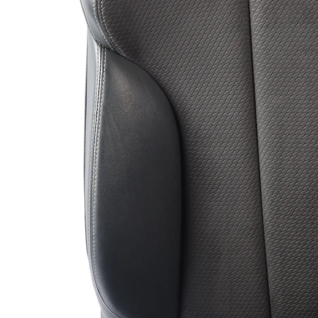 Fotel Lewy Przedni S-Line Sport Grzany Alcantara Czarna Skóra do Audi A4 B9 o numerze 8W0881805P Audi A4 B9 Fotel Lewy Przedni S-Line Sport Grzany Alcantara Czarna Skóra - SKU 8W0881805P-2 - Numer Części 8W0881805P