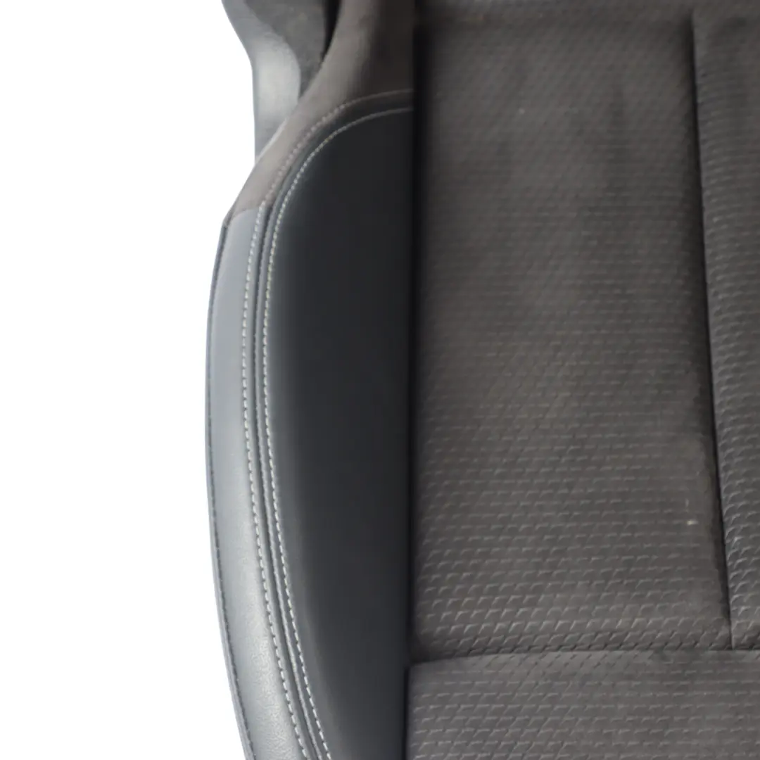 Fotel Lewy Przedni S-Line Sport Grzany Alcantara Czarna Skóra do Audi A4 B9 o numerze 8W0881805P Audi A4 B9 Fotel Lewy Przedni S-Line Sport Grzany Alcantara Czarna Skóra - SKU 8W0881805P-2 - Numer Części 8W0881805P