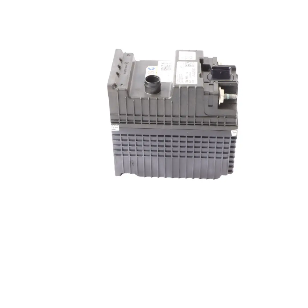 Voltage Converter Module Auxiliary Battery Unit to Audi A4 B9 with Part number 8W0915101 Audi A4 B9 Voltage Converter Module Auxiliary Battery Unit - SKU 8W0915101 - Part number 8W0915101