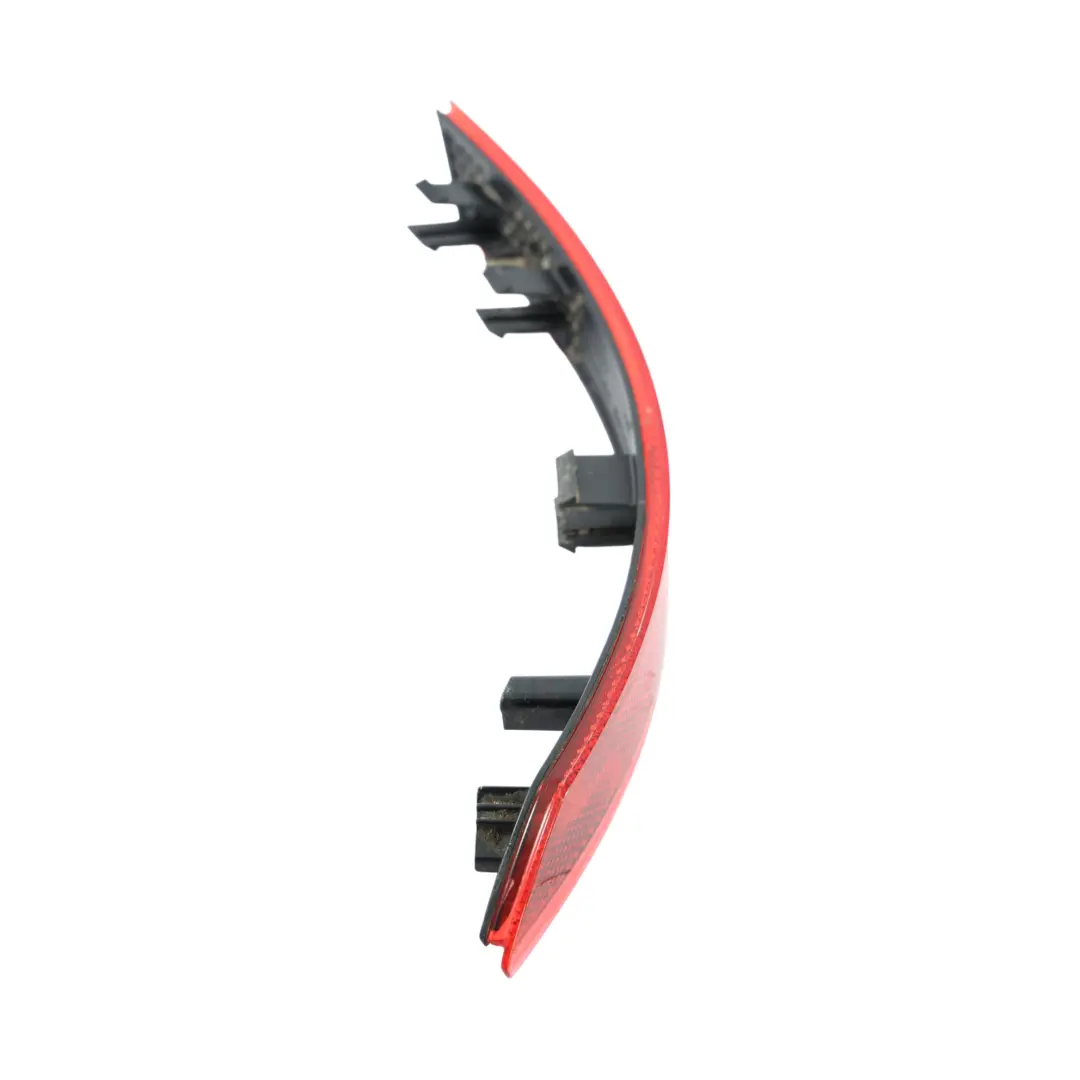 Audi A4 B9 Paraurti Posteriore Inferiore Luce Riflettore Sinistro - SKU 8W0945105D - Numero di parte 8W0945105D