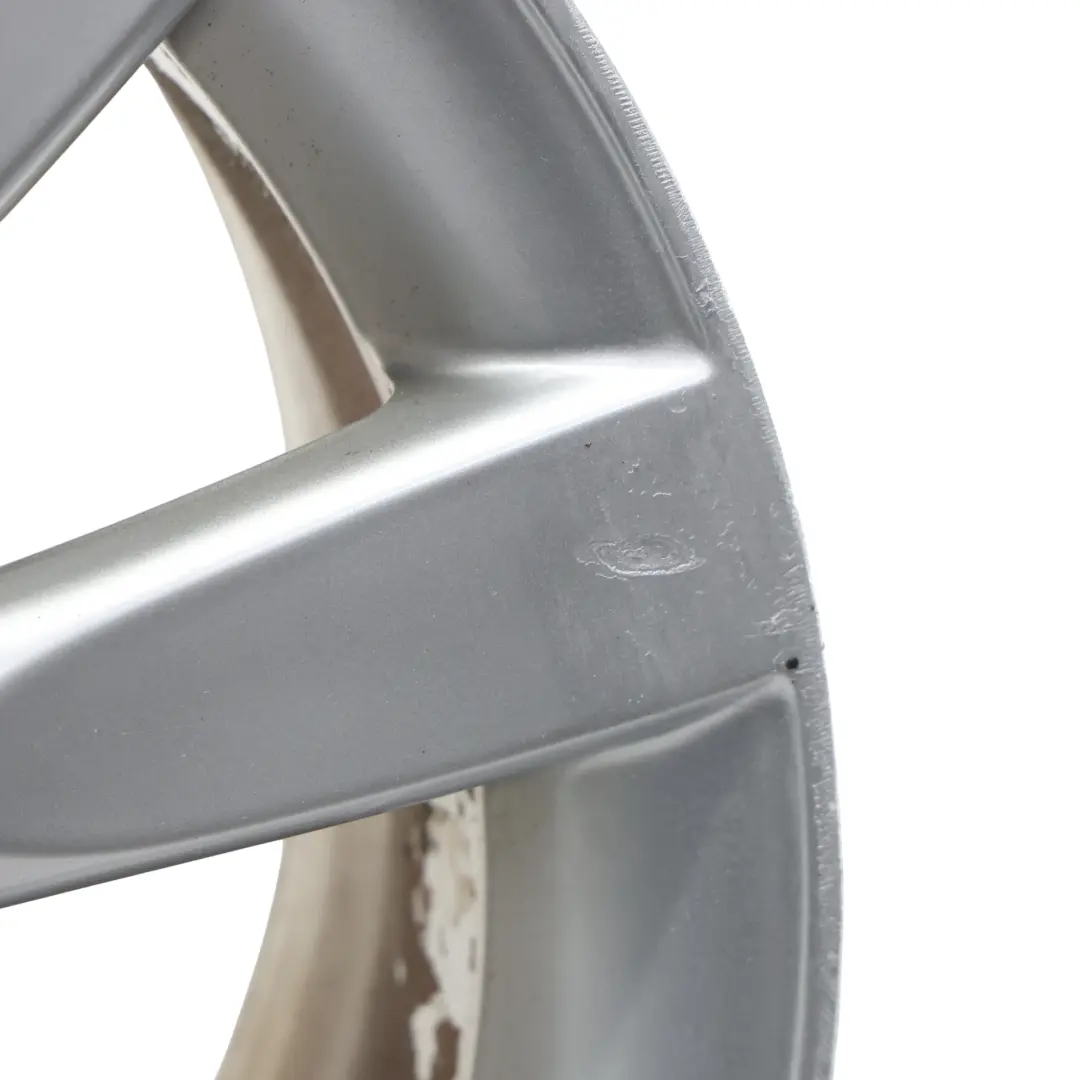 Cerchio In Lega Argento 16" 7J ET34 A 10 Razze per Audi A1 8X con numero di parte 8X0601025G Audi A1 8X Cerchio In Lega Argento 16" 7J ET34 A 10 Razze - SKU 8X0601025G-1 - Numero di parte 8X0601025G