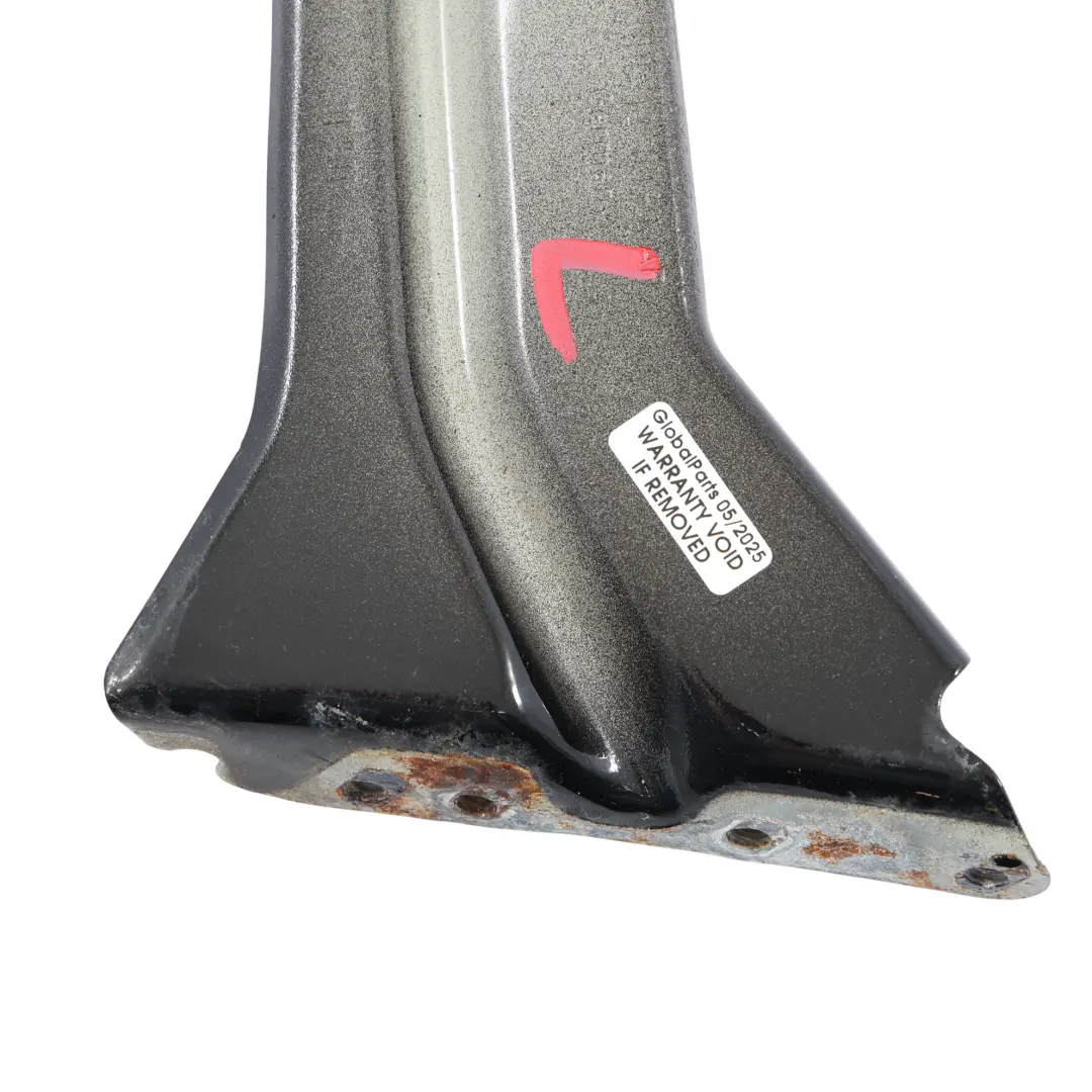 Kotflügelhalterung Vorne Links Brillantschwarz Y9B für Audi A1 8X mit Teilenummer 8X0821135A Audi A1 8X Kotflügelhalterung Vorne Links Brillantschwarz Y9B - SKU 8X0821135A-BBL - Teilenummer 8X0821135A