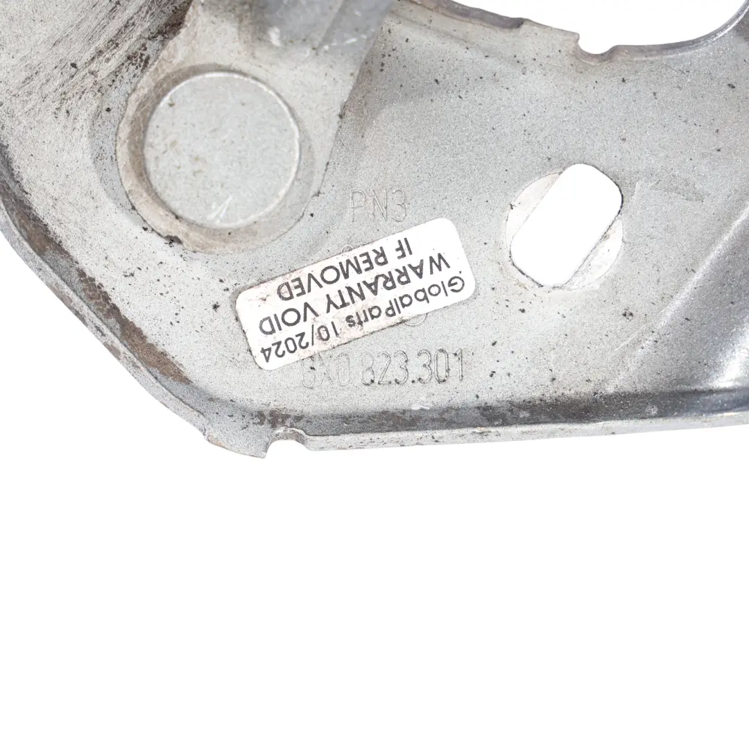 Audi A1 8X Front Hood Hinge Left N/S Daytona Grey Pearl Effect - Z7S - SKU 8X0823301-DGR - Part number 8X0823301