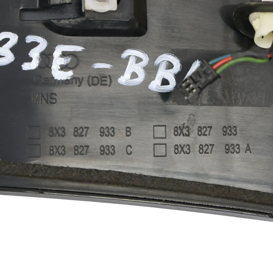 Audi A1 8X Becquet Coffre Arrière Finition Noir Brillant Métallisé – Y9B - SKU 8X3827933E-BBL - Numéro de pièce 8X3827933E
