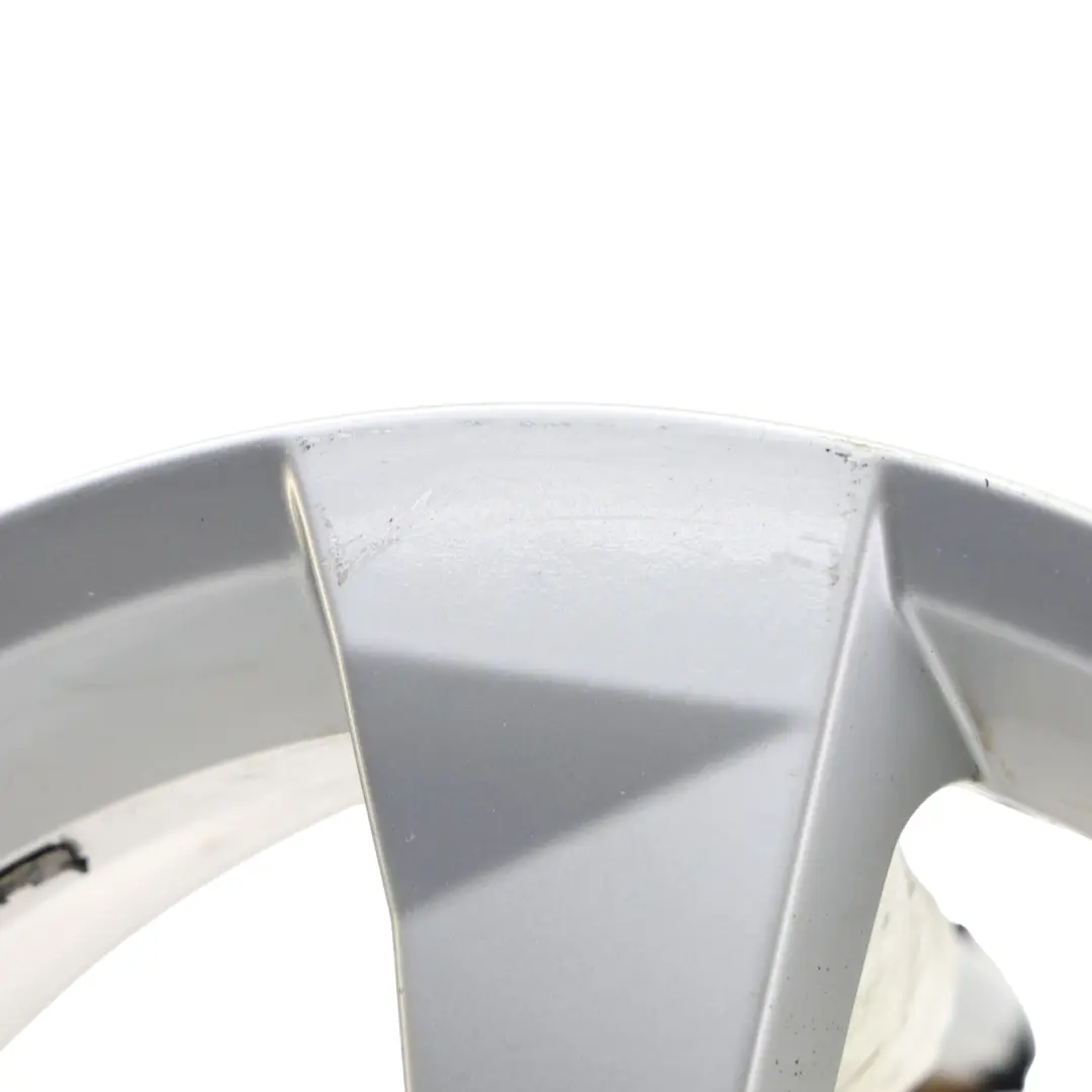 Srebrna Felga Aluminiowa 16" 7J ET:34 Star Spoke do Audi A1 8X o numerze 8XA601025A Audi A1 8X Srebrna Felga Aluminiowa 16" 7J ET:34 Star Spoke - SKU 8XA601025A-1 - Numer Części 8XA601025A