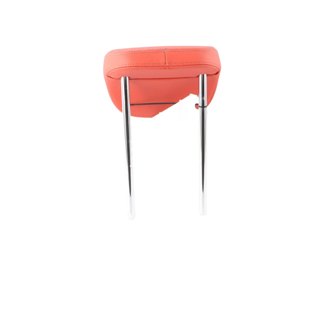 Asiento Trasero Reposacabezas De Cuero Dakota para BMW F40 con número de pieza 9108289 BMW F40 Asiento Trasero Reposacabezas De Cuero Dakota - SKU 9108289 - Número de pieza 9108289