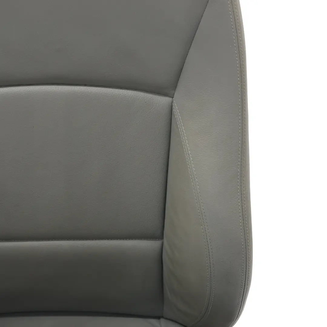 Fotel Sportowy Lewy Przód Dakota Grey Skóra do BMW E90 E91 o numerze 9156455 BMW E90 E91 Fotel Sportowy Lewy Przód Dakota Grey Skóra - SKU 9156455-1 - Numer Części 9156455