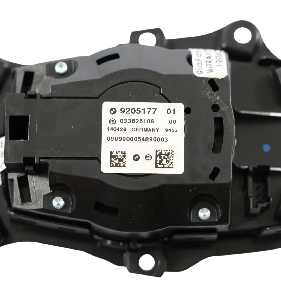 Pokrętło Panel Przycisk Sterowania xDrive do BMW E81 E90 E91 LCI o numerze 9205177 BMW E81 E90 E91 LCI Pokrętło Panel Przycisk Sterowania xDrive - SKU 9205177-3 - Numer Części 9205177