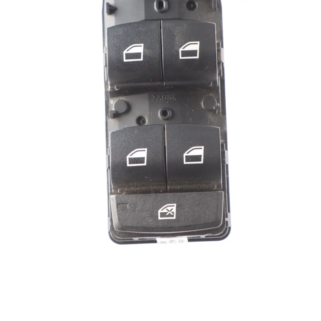 Fahrerseite Fensterheber Schalter 6131 für BMW F10 F20 F30 mit Teilenummer 9208110 BMW F10 F20 F30 Fahrerseite Fensterheber Schalter 6131 - SKU 9208110 - Teilenummer 9208110