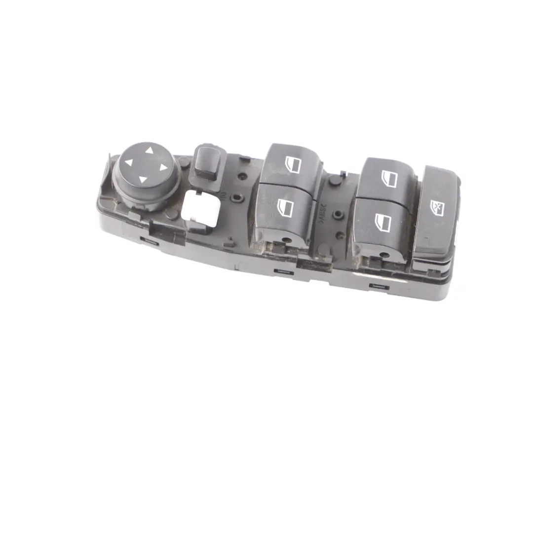 Interruptor Elevalunas Lado Derecho Conductor para BMW F10 F20 F30 con número de pieza 9208110 BMW F10 F20 F30 Interruptor Elevalunas Lado Derecho Conductor - SKU 9208110 - Número de pieza 9208110