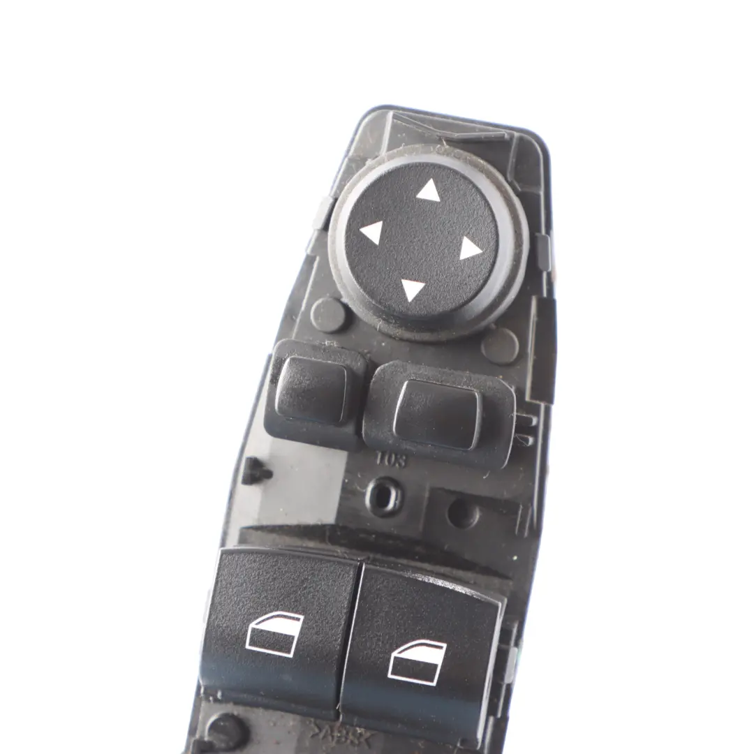 Interruttore Alzacristalli Elettrico Comando Operativo per BMW F10 F11 con numero di parte 9241955 BMW F10 F11 Interruttore Alzacristalli Elettrico Comando Operativo - SKU 9241955 - Numero di parte 9241955