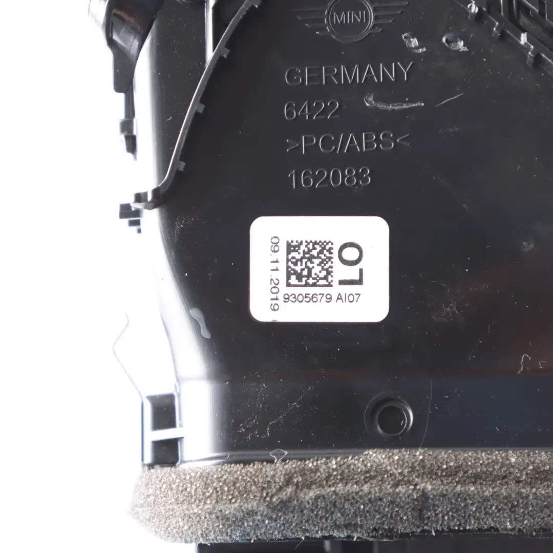 Cruscotto Anteriore Griglia Aerazione Pannello Ugello Sinistro per Mini F54 con numero di parte 9305679 Mini F54 Cruscotto Anteriore Griglia Aerazione Pannello Ugello Sinistro - SKU 9305679 - Numero di parte 9305679