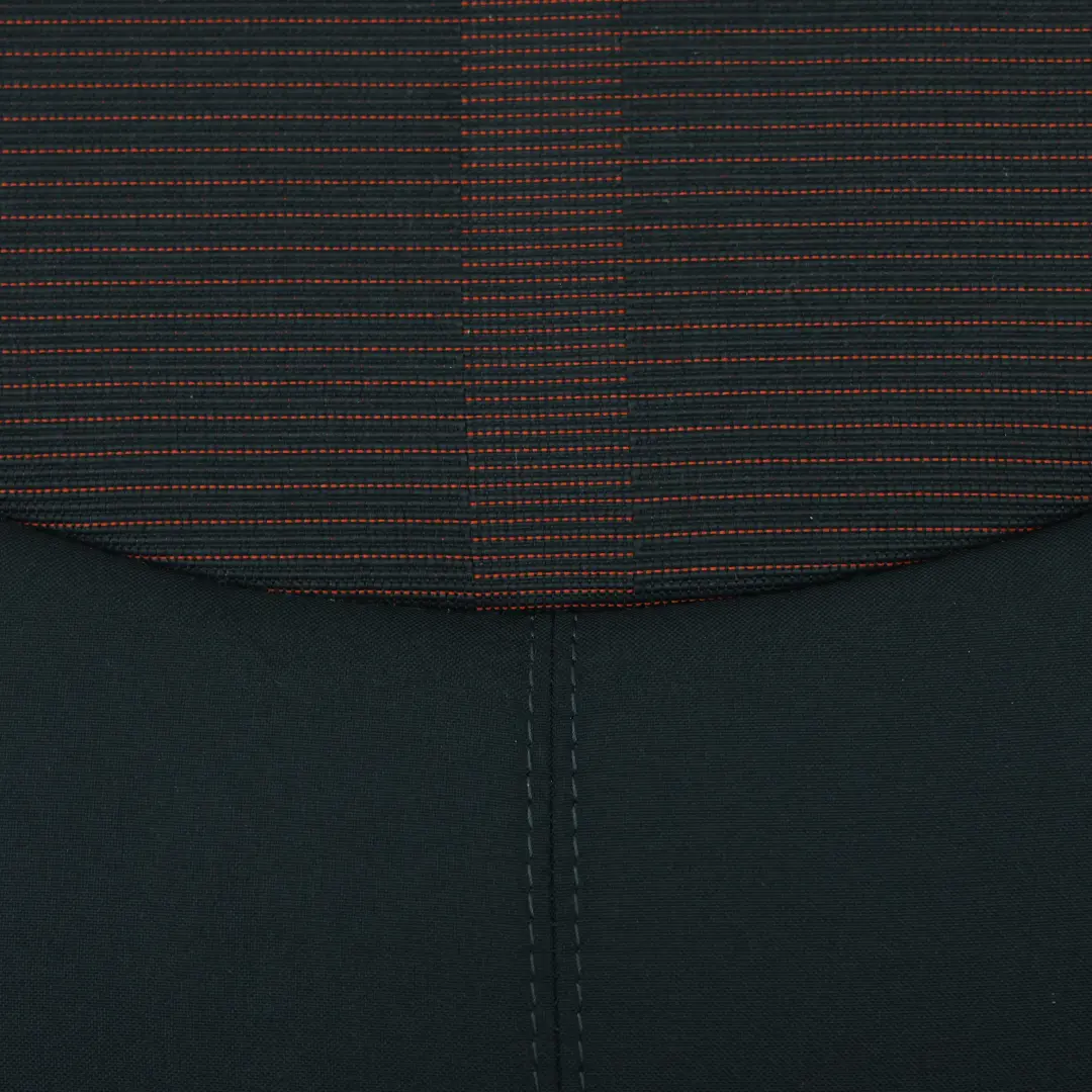 Housse de siège arrière droit intérieur cuir tissu pour Mini R60 à propos du numéro de pièce 9806592 Mini R60 Housse de siège arrière droit intérieur cuir tissu - SKU 9806592 - Numéro de pièce 9806592