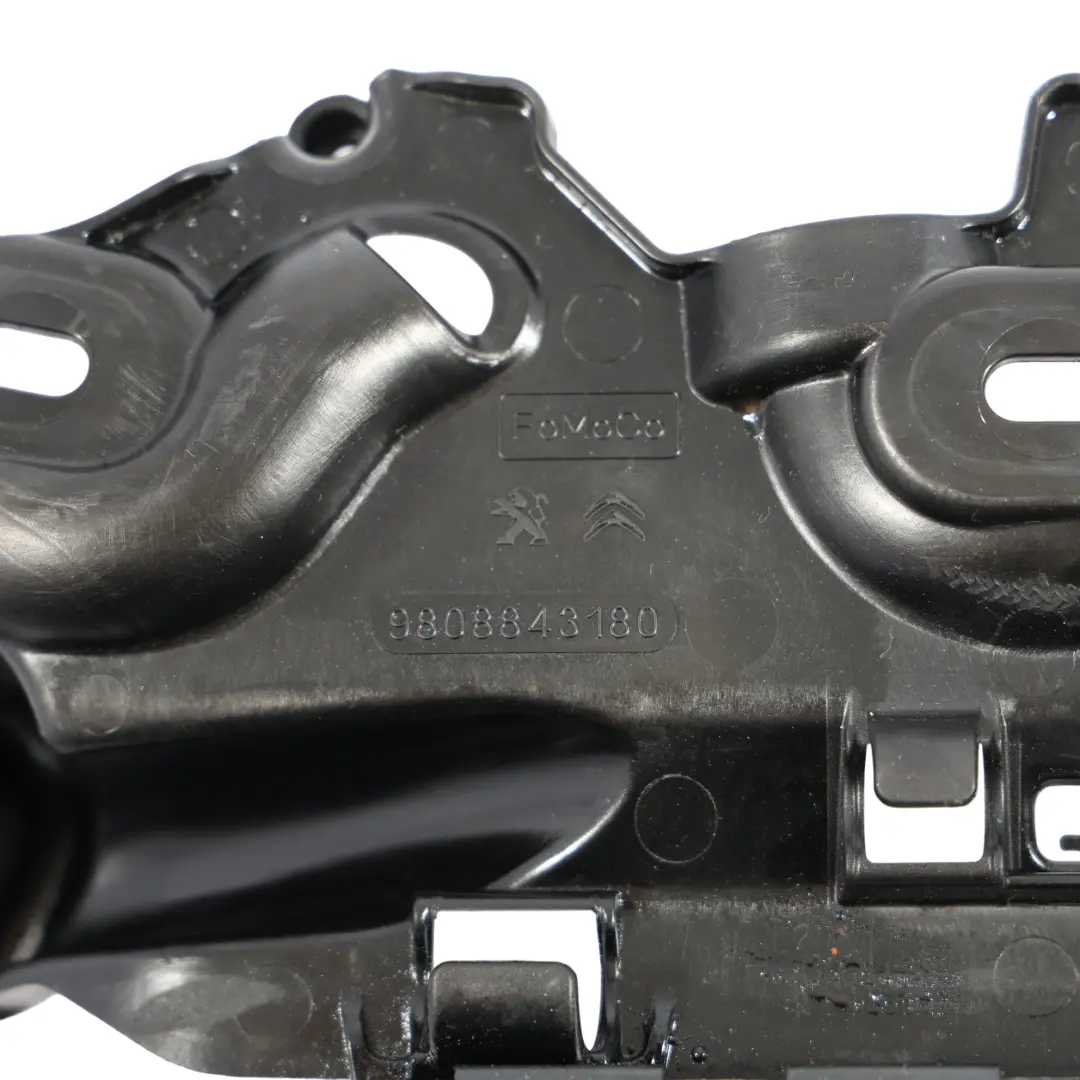 Jumper 35 L 2.2 HDI Garniture Couvercle D'Injecteur Carburant pour Citroën à propos du numéro de pièce 9808843180 Citroën Jumper 35 L 2.2 HDI Garniture Couvercle D'Injecteur Carburant - SKU 9808843180 - Numéro de pièce 9808843180