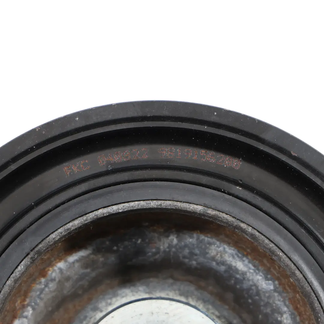 Citroen Jumper 35L Tłumik Drgań Wału Korbowego Diesel do o numerze 9819156280 Citroen Jumper 35L Tłumik Drgań Wału Korbowego Diesel - SKU 9819156280 - Numer Części 9819156280