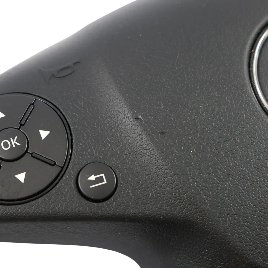 Steering Wheel Air Module Driver's Side to Mercedes W204 with Part number A0008605602 Mercedes W204 Steering Wheel Air Module Driver's Side - SKU A0008605602-1 - Part number A0008605602