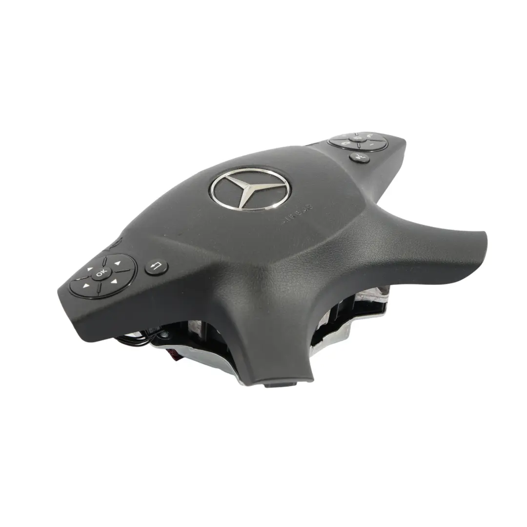 Poduszka Powietrzna Airbag Kierowcy do Mercedes W204 o numerze A0008605602 Mercedes W204 Poduszka Powietrzna Airbag Kierowcy - SKU A0008605602-1 - Numer Części A0008605602