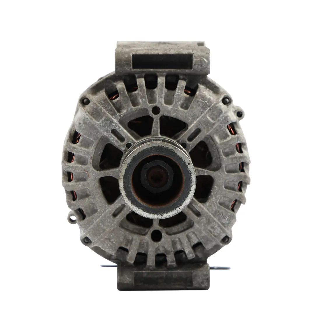 Alternador Mercedes W166 W213 C292 OM651 Generador 14V 250A para con número de pieza A0009060903 Alternador Mercedes W166 W213 C292 OM651 Generador 14V 250A - SKU A0009060903 - Número de pieza A0009060903
