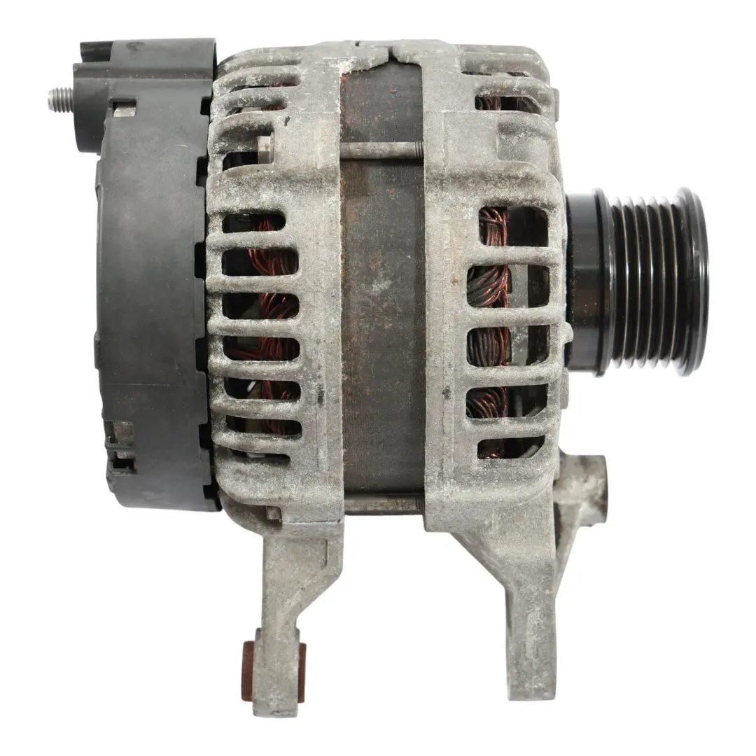 W207 Alternator Prądnica Bosch 150A Benzyna do Mercedes W204 o numerze A0009062003 Mercedes W204 W207 Alternator Prądnica Bosch 150A Benzyna - SKU A0009062003 - Numer Części A0009062003