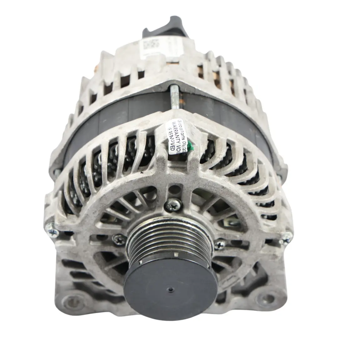 OM622 Alternator Generator do Mercedes W447 o numerze A0009064022 Mercedes W447 OM622 Alternator Generator - SKU A0009064022 - Numer Części A0009064022