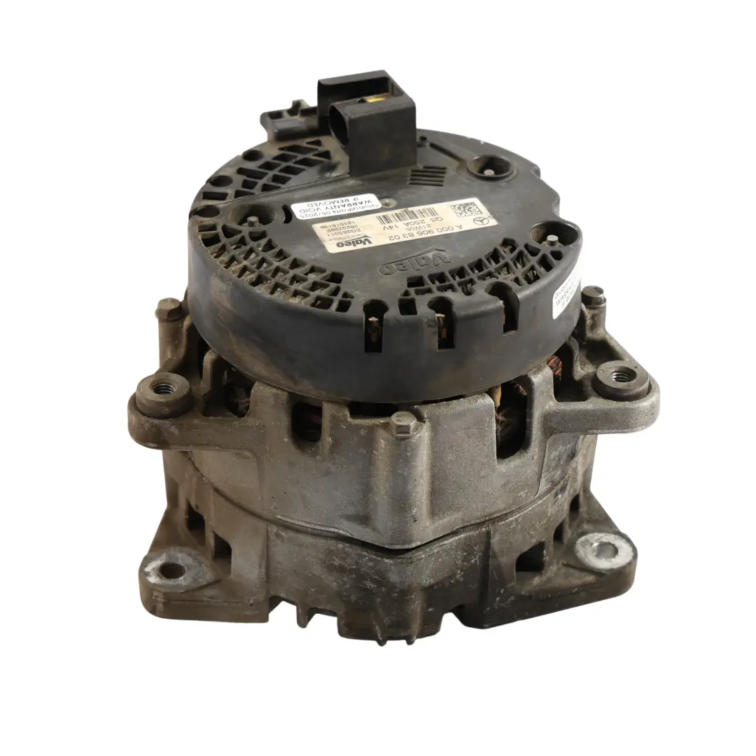 W907 Alternatore Generatore Motore Diesel 250A 14V per Mercedes Sprinter con numero di parte A0009068302 Mercedes Sprinter W907 Alternatore Generatore Motore Diesel 250A 14V - SKU A0009068302 - Numero di parte A0009068302