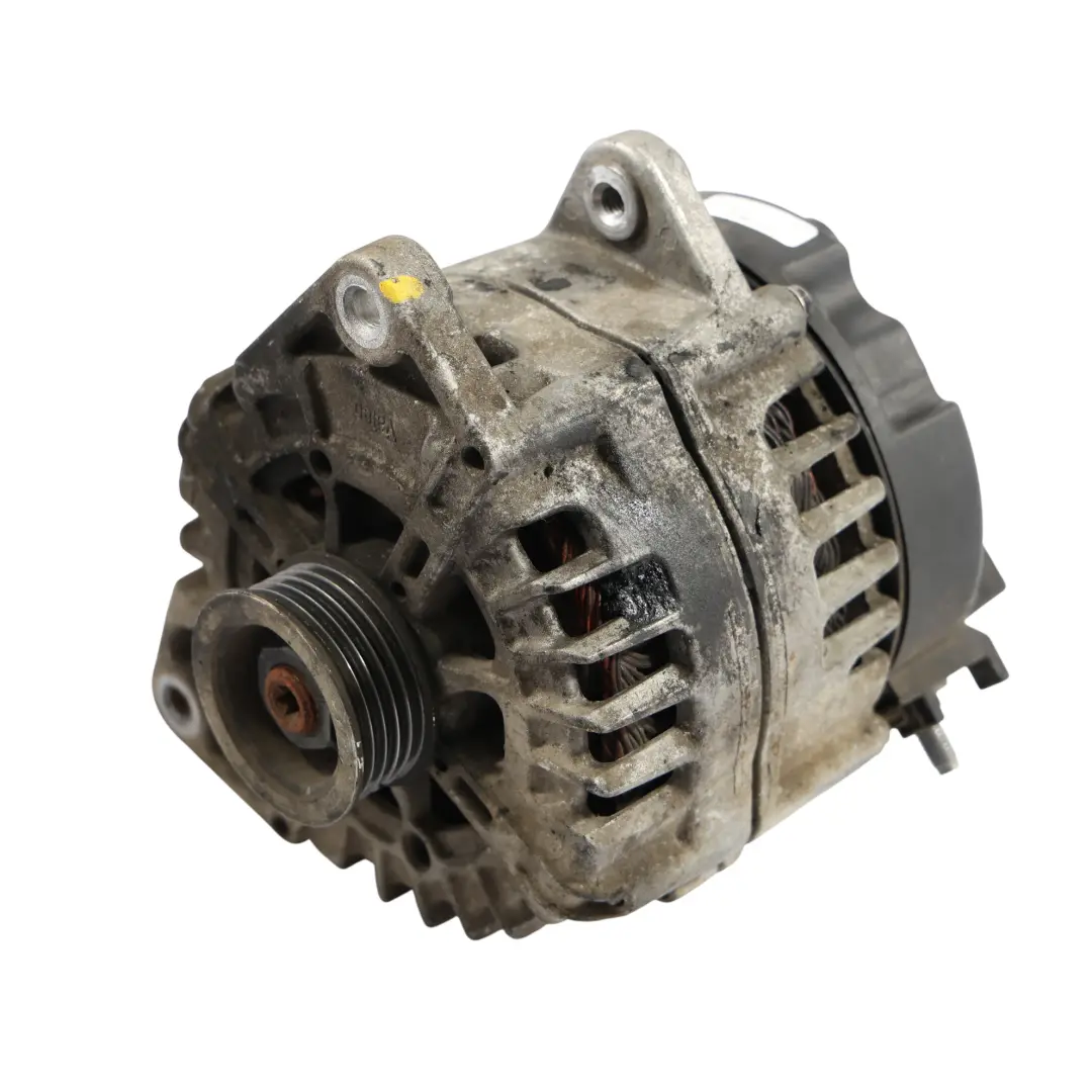 W907 Alternator Generator Diesel 250A 14V do Mercedes Sprinter o numerze A0009068302 Mercedes Sprinter W907 Alternator Generator Diesel 250A 14V - SKU A0009068302 - Numer Części A0009068302