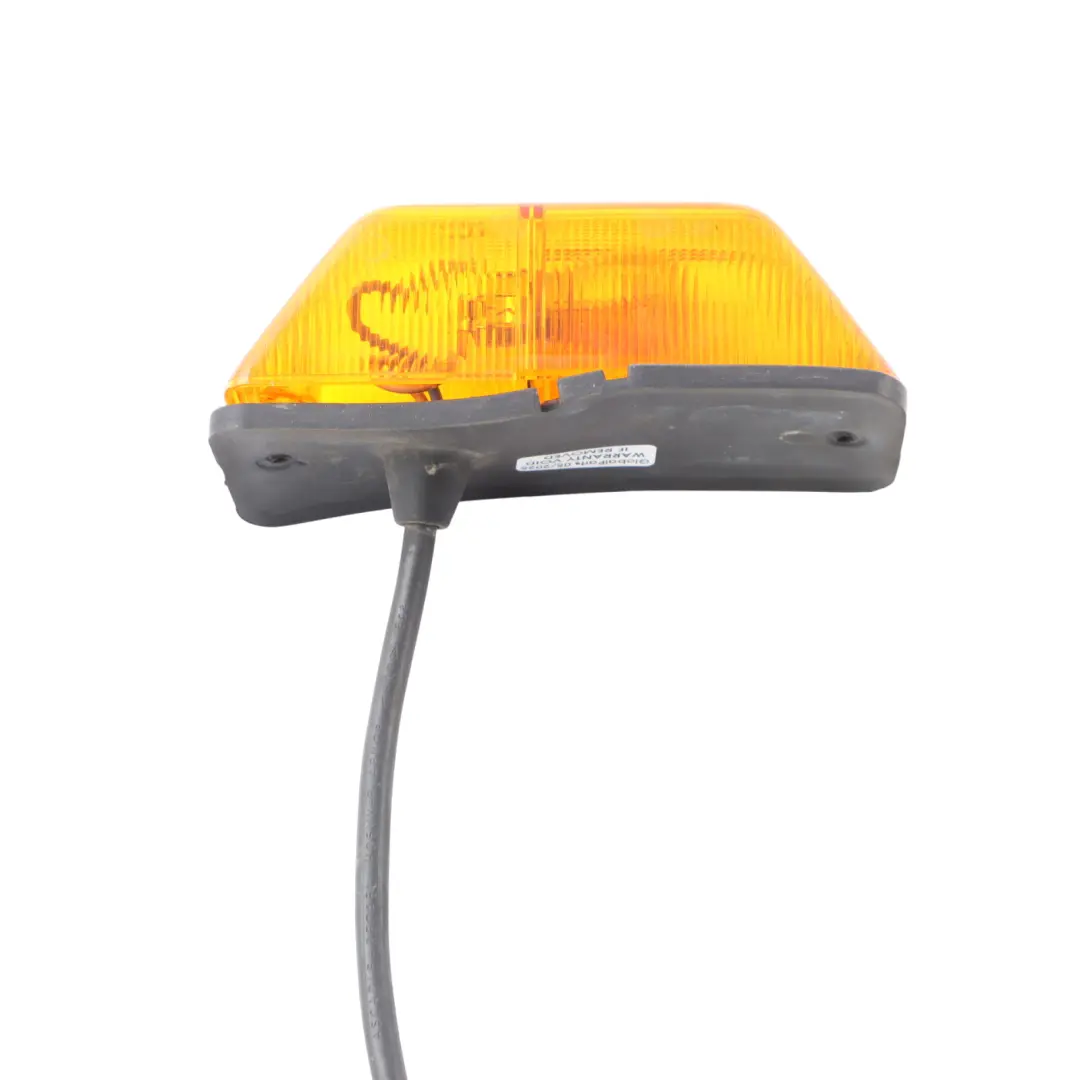 Blinkerwiederholungsleuchte Vorne Links Rechts für Mercedes W910 mit Teilenummer A0018204921 Mercedes W910 Blinkerwiederholungsleuchte Vorne Links Rechts - SKU A0018204921 - Teilenummer A0018204921