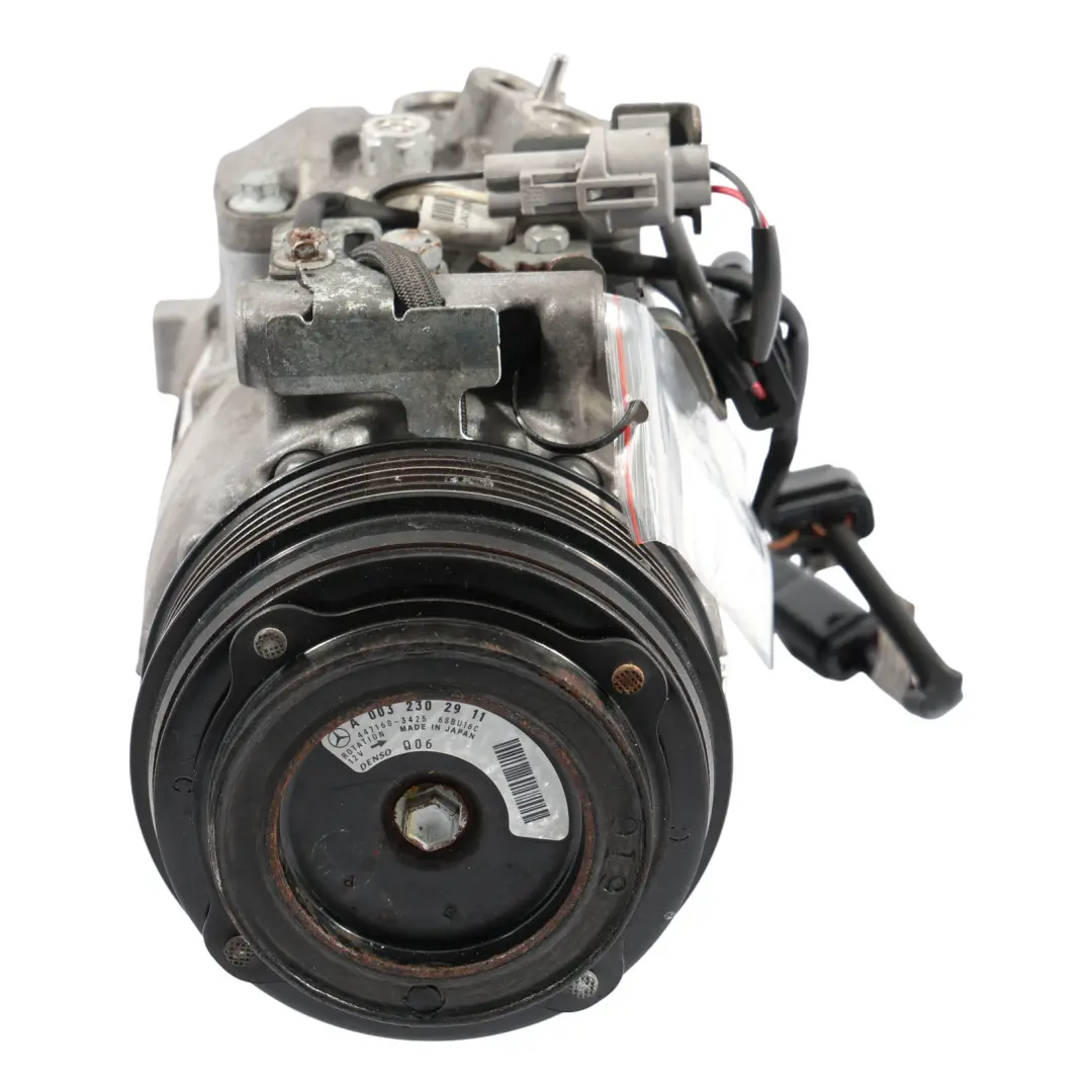 A/C Air Condition Compressor Pump to Mercedes W212 with Part number A0032302911 Mercedes W212 A/C Air Condition Compressor Pump - SKU A0032302911 - Part number A0032302911
