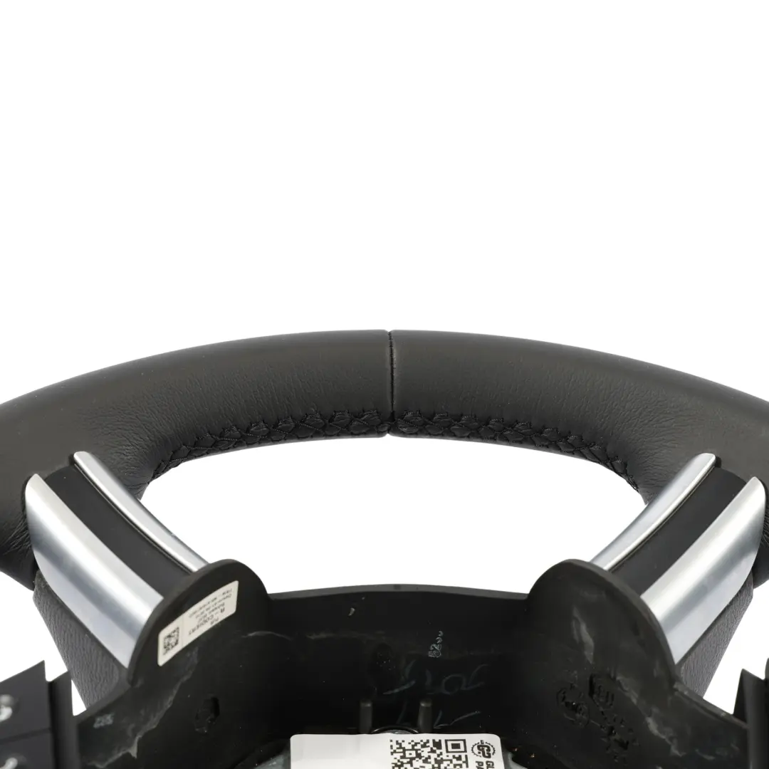 NUOVO Volante In Pelle Nera Con Filettature Nere per Mercedes W245 con numero di parte A1644604303 Mercedes W245 NUOVO Volante In Pelle Nera Con Filettature Nere - SKU A1644604303-1 - Numero di parte A1644604303