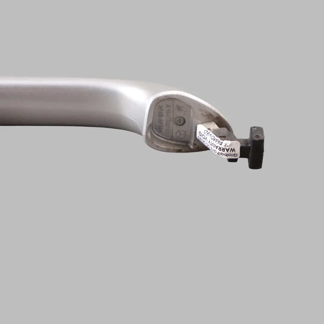 Tirador Puerta Trasero Izquierdo Plata Iridio Metalico para Mercedes W164 W251 con número de pieza A1647660101 Mercedes W164 W251 Tirador Puerta Trasero Izquierdo Plata Iridio Metalico - SKU A1647660101-IRS - Número de pieza A1647660101