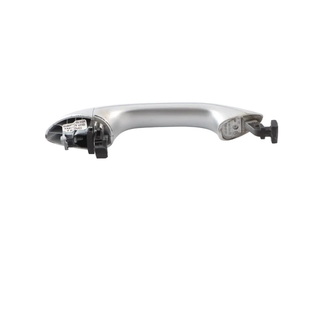 Maniglia Porta Posteriore Destra Iridium Silver 775 per Mercedes R V251 con numero di parte A1647660201 Mercedes R V251 Maniglia Porta Posteriore Destra Iridium Silver 775 - SKU A1647660201-IRS - Numero di parte A1647660201