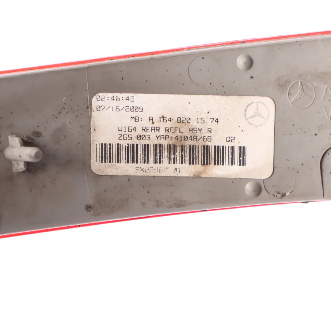 Lampada Riflettore Paraurti Riflesso Posteriore Destro per Mercedes W164 con numero di parte A1648201574 Mercedes W164 Lampada Riflettore Paraurti Riflesso Posteriore Destro - SKU A1648201574 - Numero di parte A1648201574