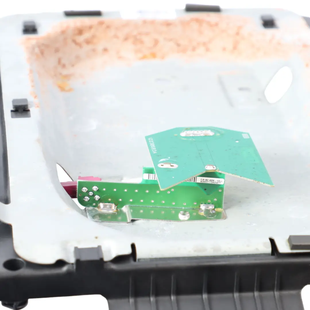 Antenna Amplifier Aerial Control Unit Module to Mercedes ML W164 with Part number A1648202475 Mercedes ML W164 Antenna Amplifier Aerial Control Unit Module - SKU A1648202475 - Part number A1648202475