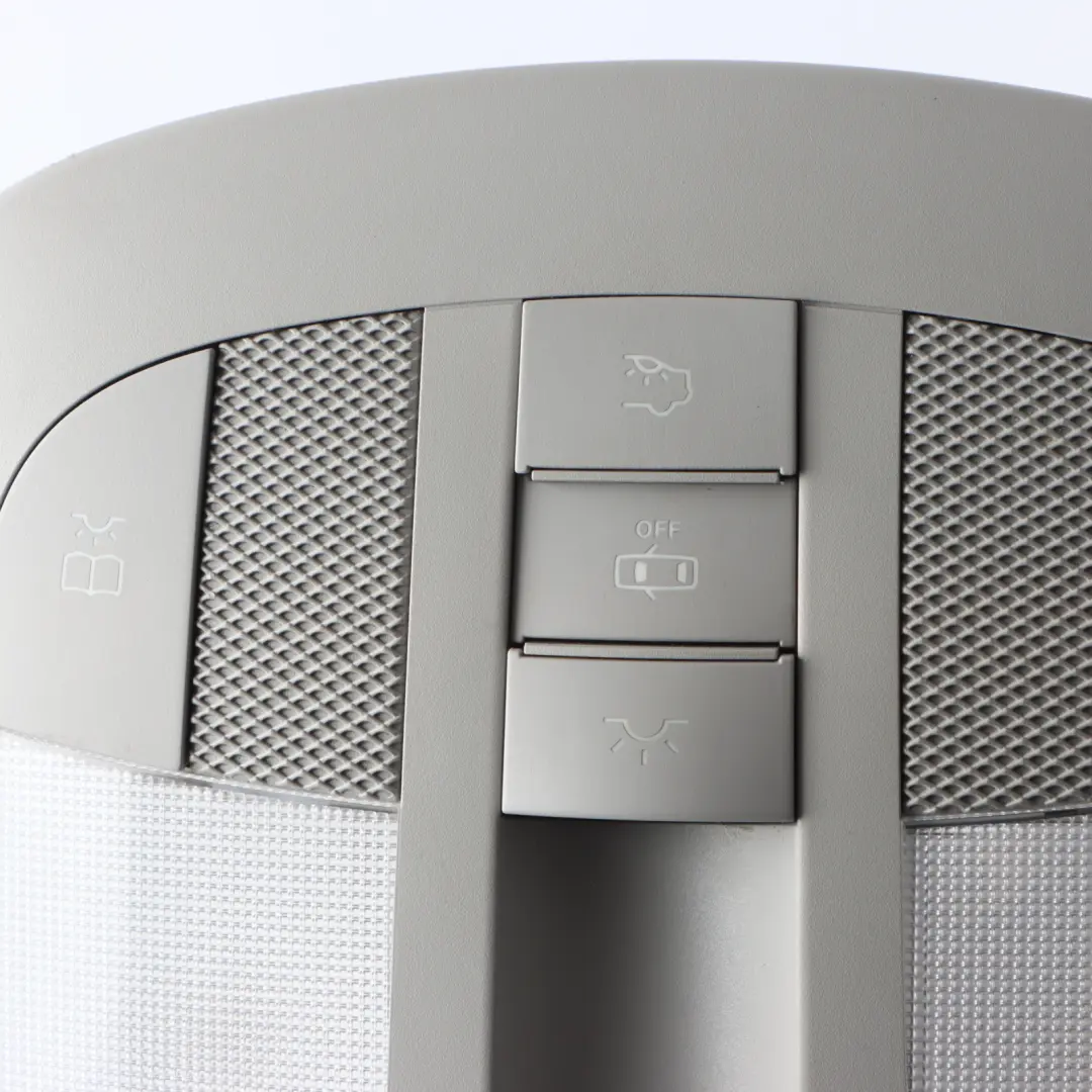 Oświetlenie Kabiny Lampka Wewnętrzna Szara do Mercedes ML W164 o numerze A1648702126 Mercedes ML W164 Oświetlenie Kabiny Lampka Wewnętrzna Szara - SKU A1648702126 - Numer Części A1648702126