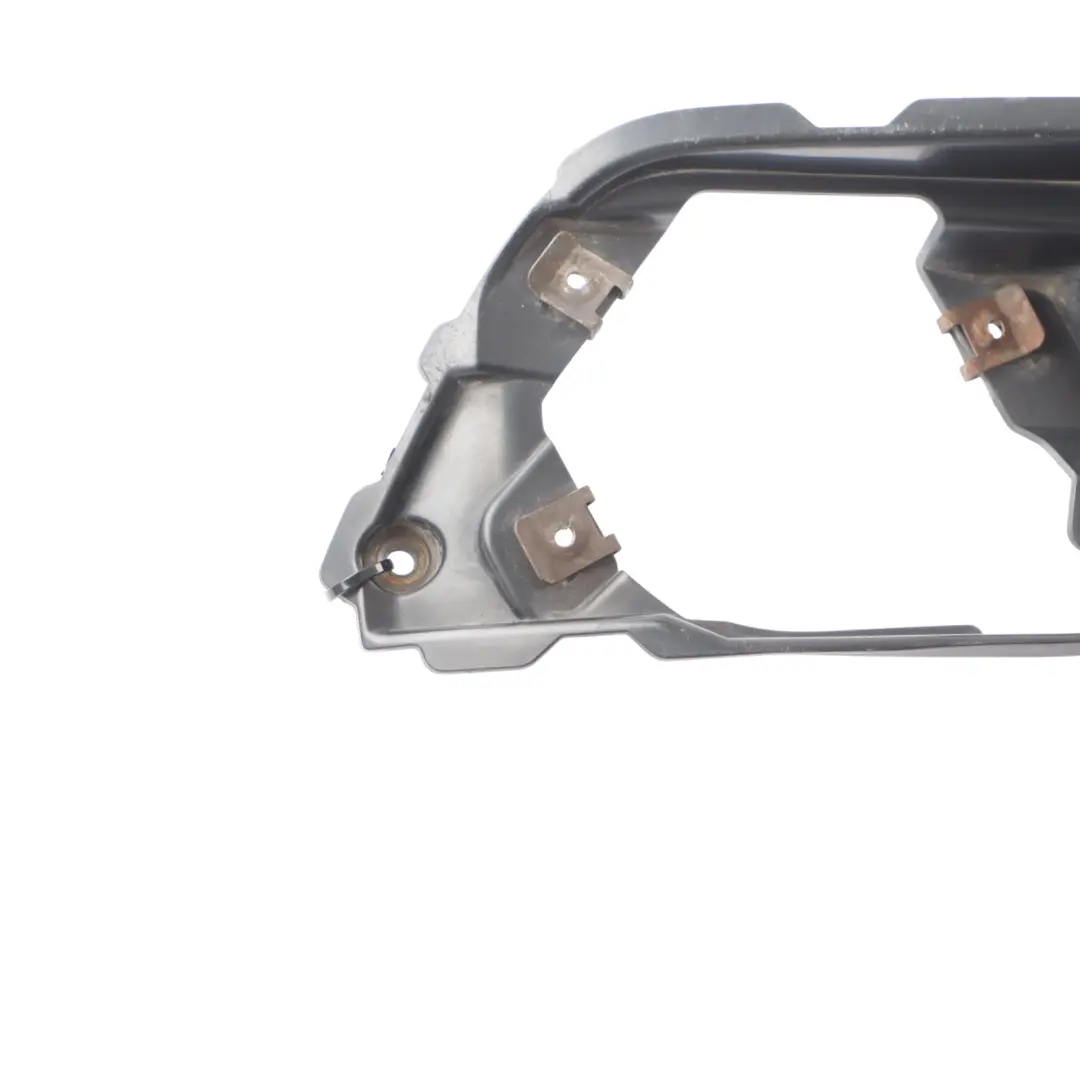 Mercedes W164 Support De Feu Antibrouillard Avant Gauche - SKU A1648890314 - Numéro de pièce A1648890314